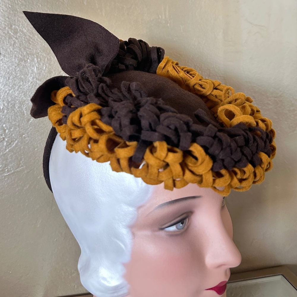 RARE 1930's BROWN/GOLD FELT TILT HAT - Picture 3 of 13